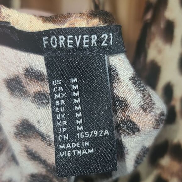 Forever 21 Leopard Print Cropped Strappy Tank Size M - Picture 2 of 8